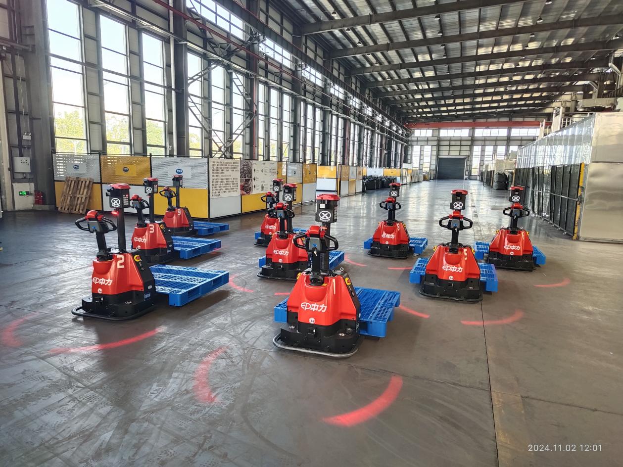 如何快速实现物料自动搬运?中力自动搬运车开箱即用快速智能升级